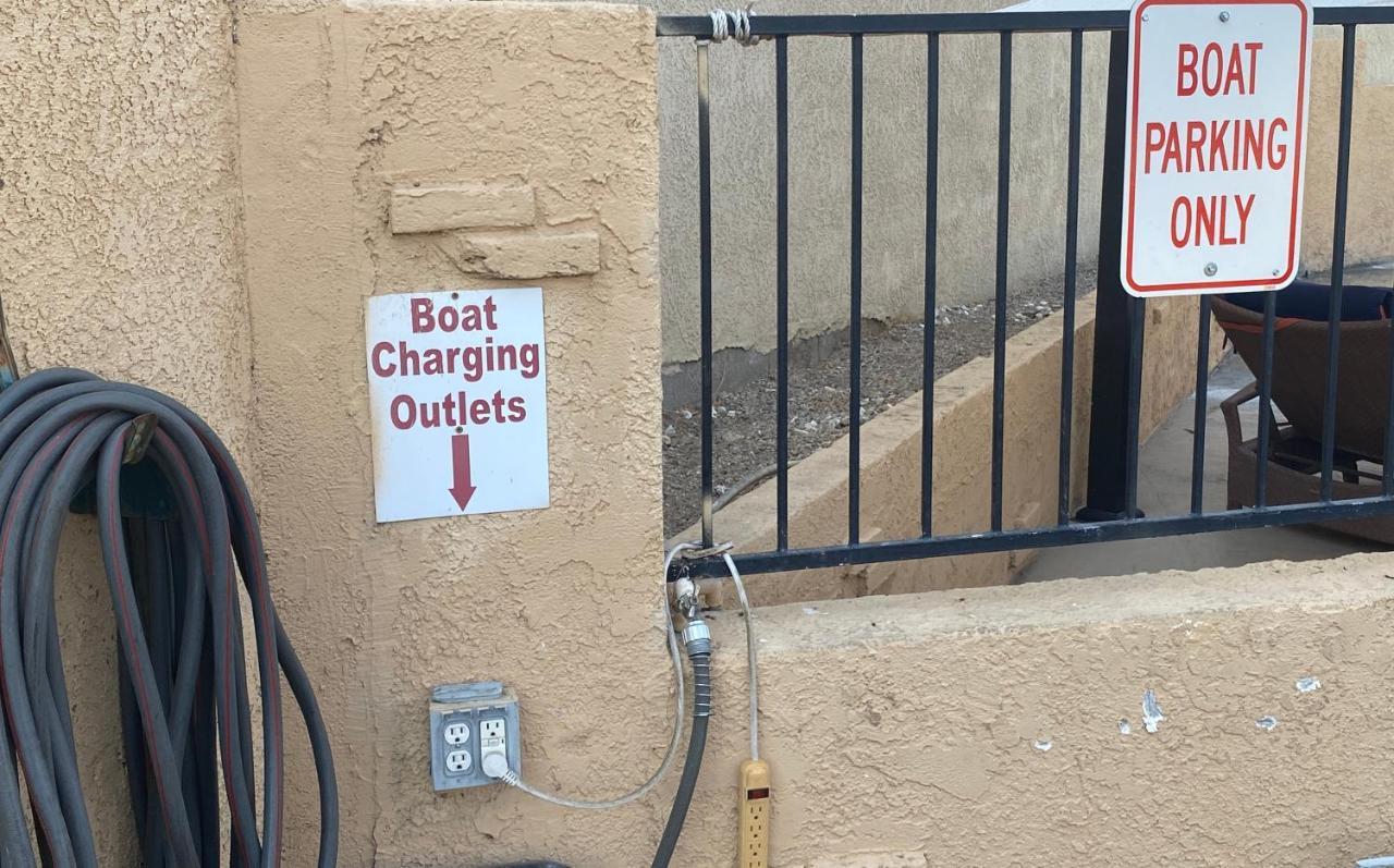 Windsor Inn Lake Havasu City Exterior foto